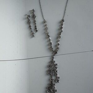 Elegant Silver Necklace and Earring Set